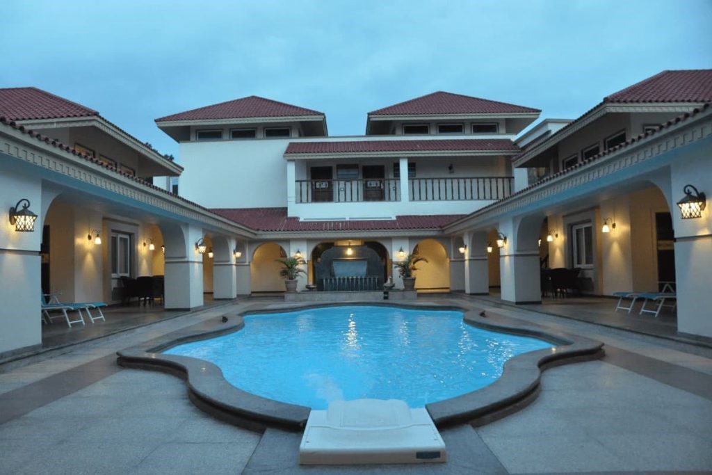 Neonz Is the Best Anniversary Destination for Every Couple